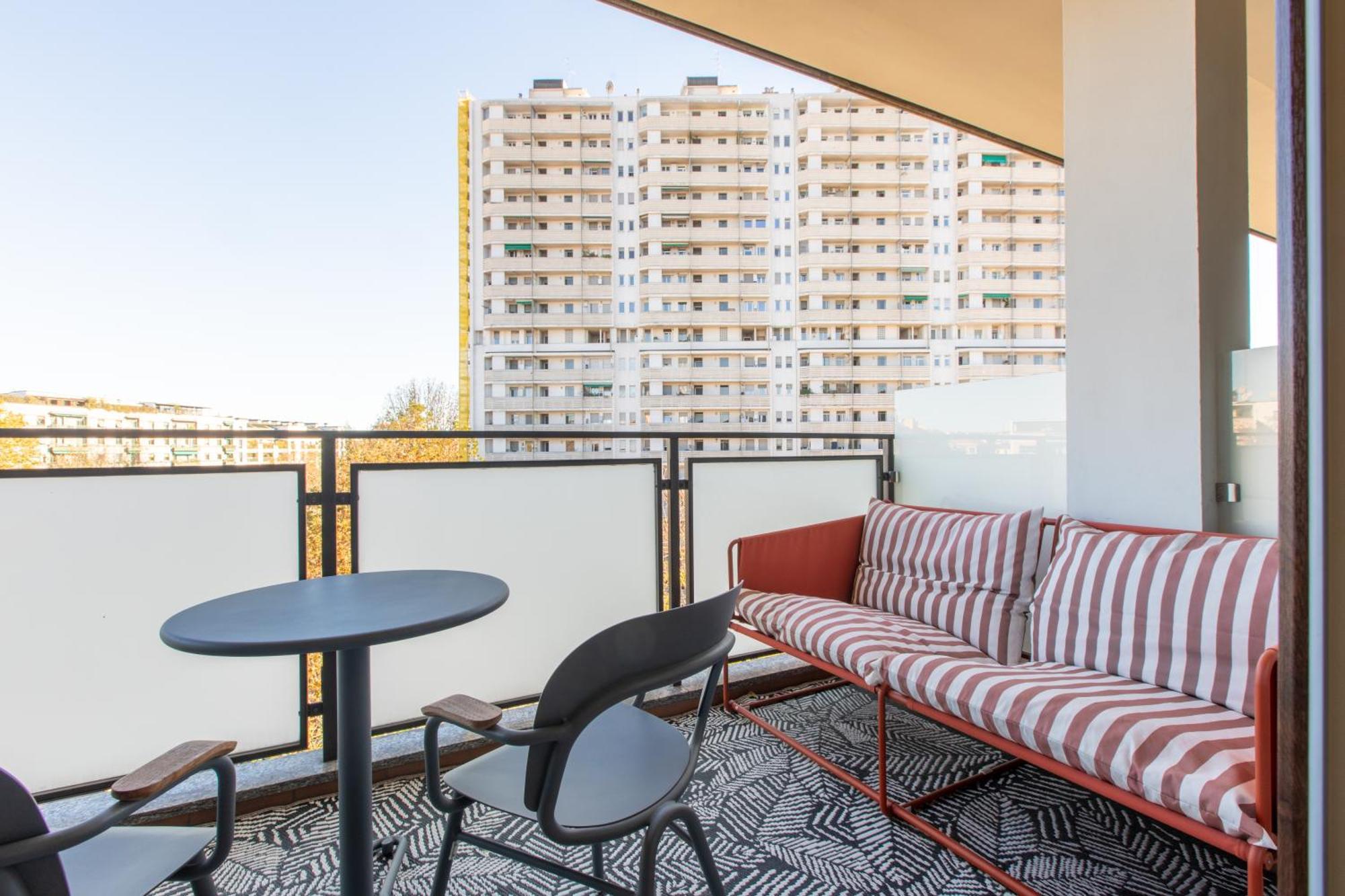 Daplace - Corso Sempione Suites, Milan